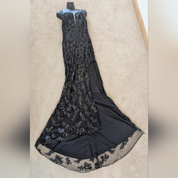 Source Unknown Dresses & Skirts - Wedding/Prom Dress